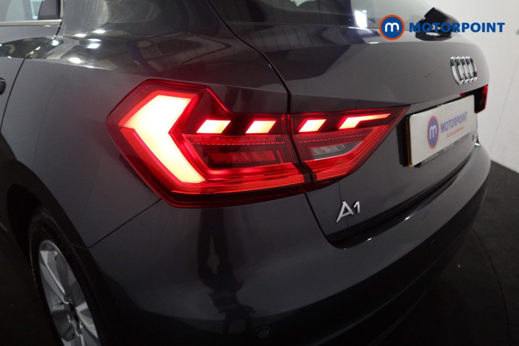 Audi A1 Technik Manual Petrol Hatchback - Stock Number (1554478) - 20th supplementary image