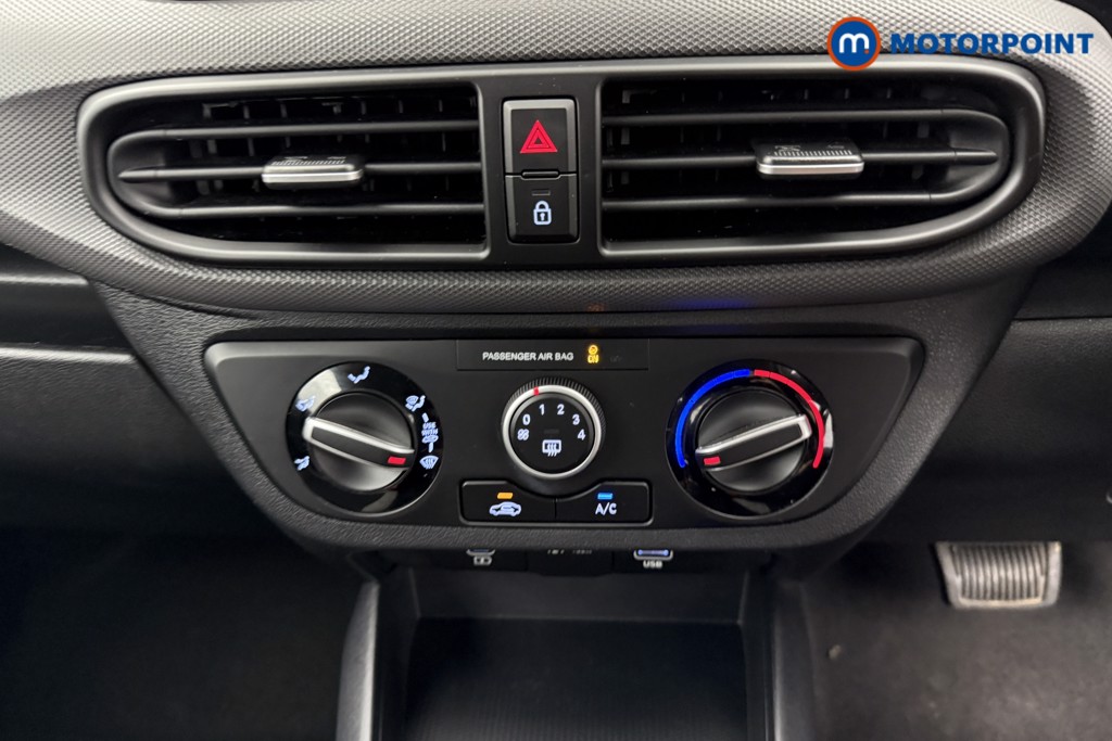 Hyundai I10 Advance Automatic Petrol Hatchback - Stock Number (1554560) - 11th supplementary image