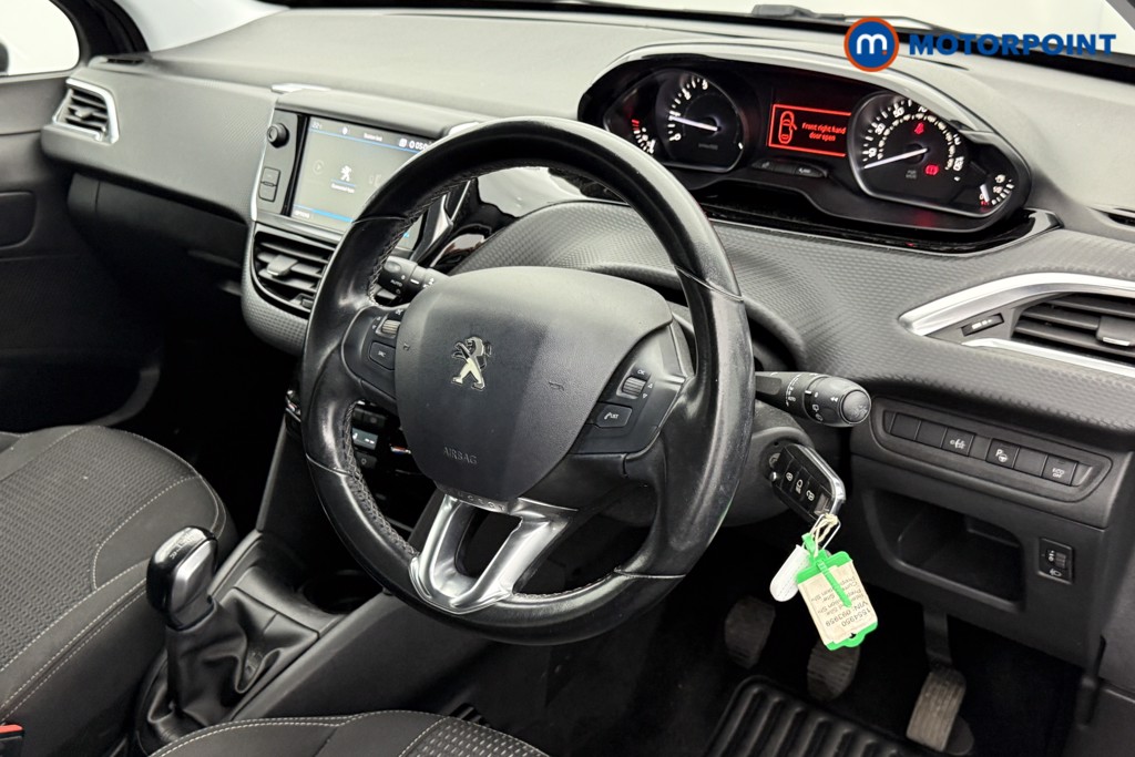 Peugeot 208 Tech Edition Manual Petrol Hatchback - Stock Number (1554950) - 4th supplementary image