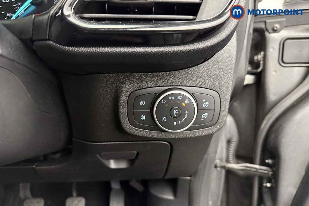 Ford Fiesta Titanium Manual Petrol Hatchback - Stock Number (1554960) - 15th supplementary image