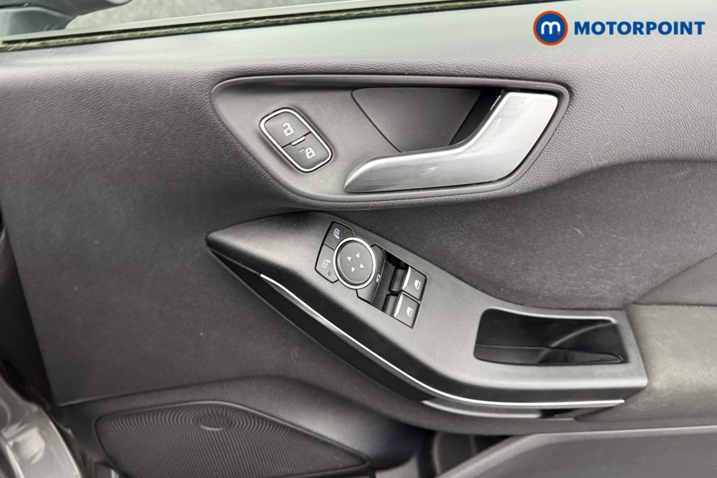 Ford Fiesta Titanium Manual Petrol Hatchback - Stock Number (1554960) - 16th supplementary image