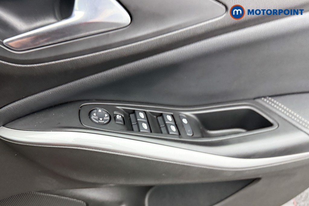 Vauxhall Grandland Ultimate Manual Petrol SUV - Stock Number (1555077) - 12th supplementary image
