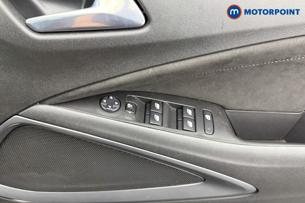 Vauxhall Crossland Ultimate Automatic Petrol SUV - Stock Number (1555524) - 9th supplementary image