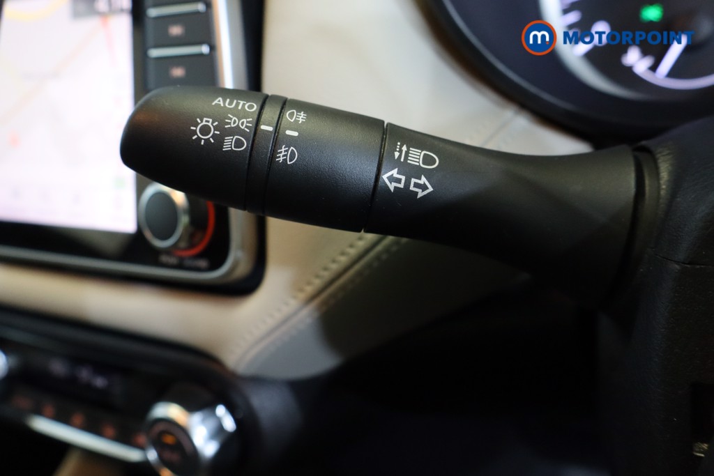 Nissan Micra Tekna Automatic Petrol Hatchback - Stock Number (1555570) - 11th supplementary image