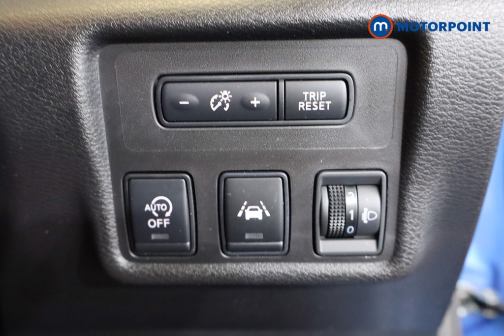 Nissan Micra Tekna Automatic Petrol Hatchback - Stock Number (1555570) - 13th supplementary image