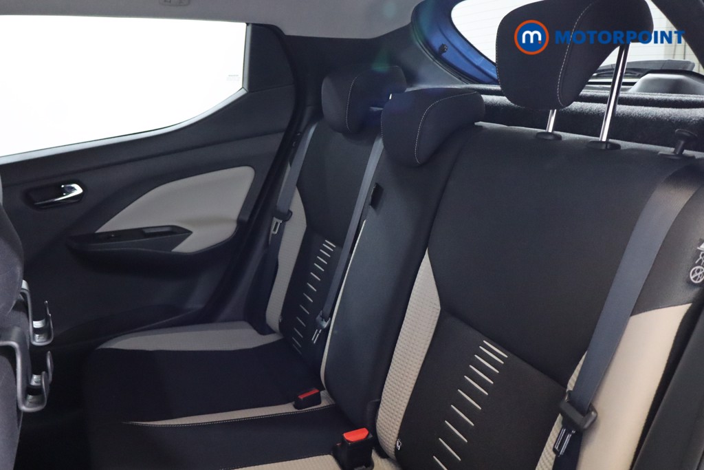 Nissan Micra Tekna Automatic Petrol Hatchback - Stock Number (1555570) - 16th supplementary image