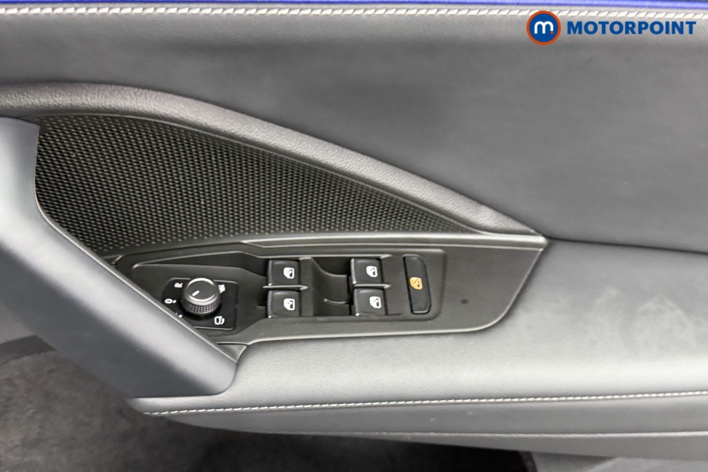 Volkswagen Tiguan R-Line Automatic Petrol Plug-In Hybrid SUV - Stock Number (1556007) - 15th supplementary image