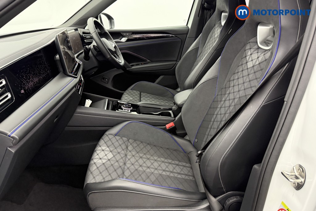 Volkswagen Tiguan R-Line Automatic Petrol Plug-In Hybrid SUV - Stock Number (1556007) - 22nd supplementary image