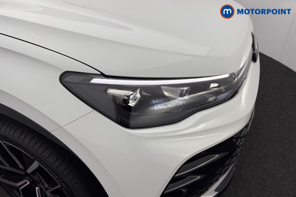 Volkswagen Tiguan R-Line Automatic Petrol Plug-In Hybrid SUV - Stock Number (1556007) - 27th supplementary image