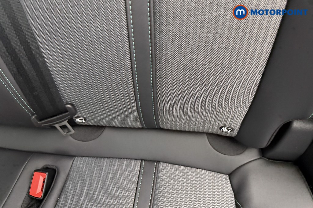 Peugeot 3008 Allure Automatic Petrol SUV - Stock Number (1556450) - 23rd supplementary image