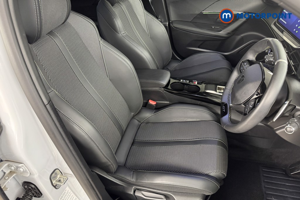 Peugeot 2008 GT Automatic Petrol SUV - Stock Number (1556469) - 6th supplementary image