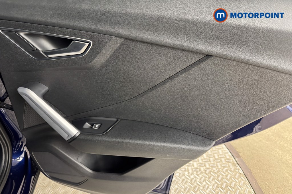Audi Q2 Black Edition Manual Petrol SUV - Stock Number (1556519) - 17th supplementary image