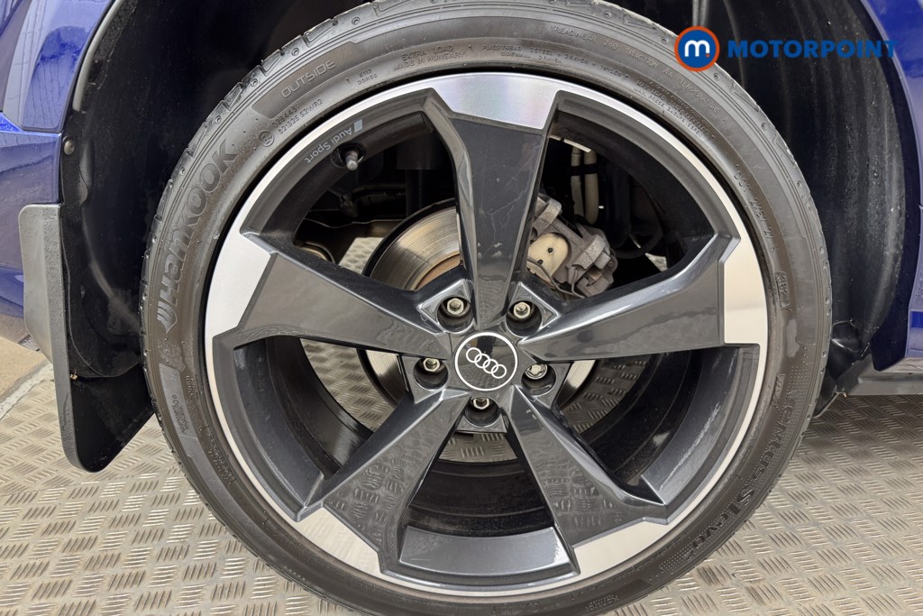 Audi Q2 Black Edition Manual Petrol SUV - Stock Number (1556519) - 23rd supplementary image
