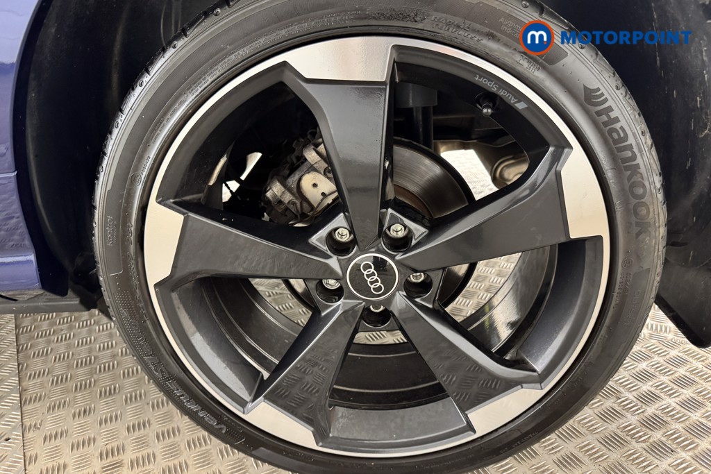 Audi Q2 Black Edition Manual Petrol SUV - Stock Number (1556519) - 26th supplementary image