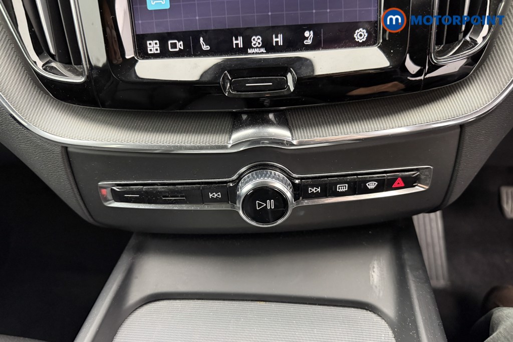 Volvo Xc60 Plus Automatic Diesel SUV - Stock Number (1556859) - 11th supplementary image
