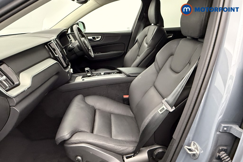 Volvo Xc60 Plus Automatic Diesel SUV - Stock Number (1556859) - 23rd supplementary image