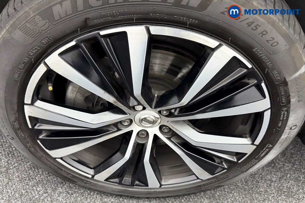 Volvo Xc60 Plus Automatic Diesel SUV - Stock Number (1556859) - 30th supplementary image