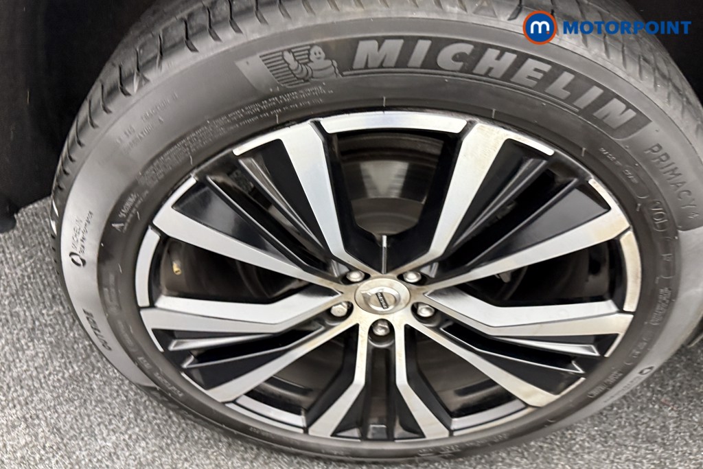 Volvo Xc60 Plus Automatic Diesel SUV - Stock Number (1556859) - 32nd supplementary image