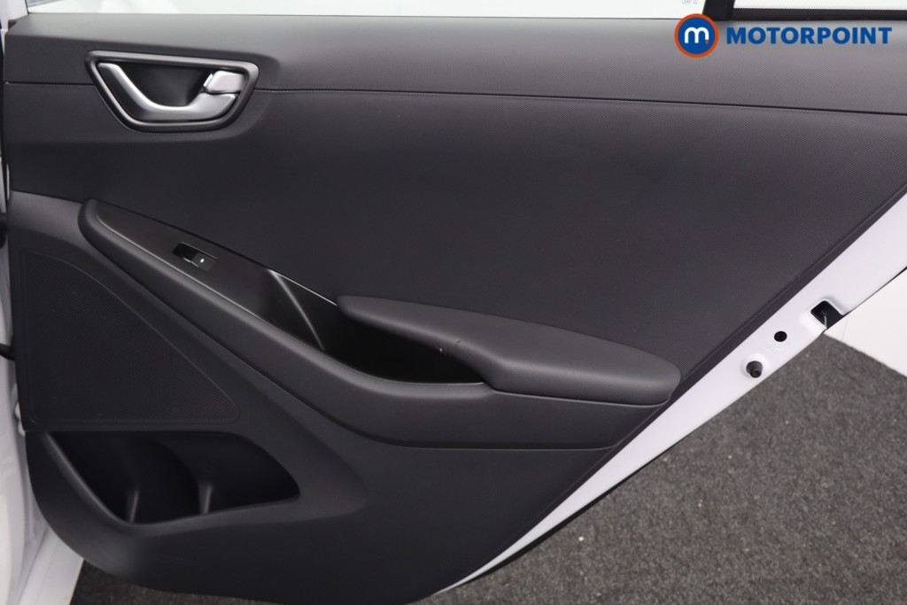Hyundai Ioniq Premium Automatic Electric Hatchback - Stock Number (1556957) - 17th supplementary image