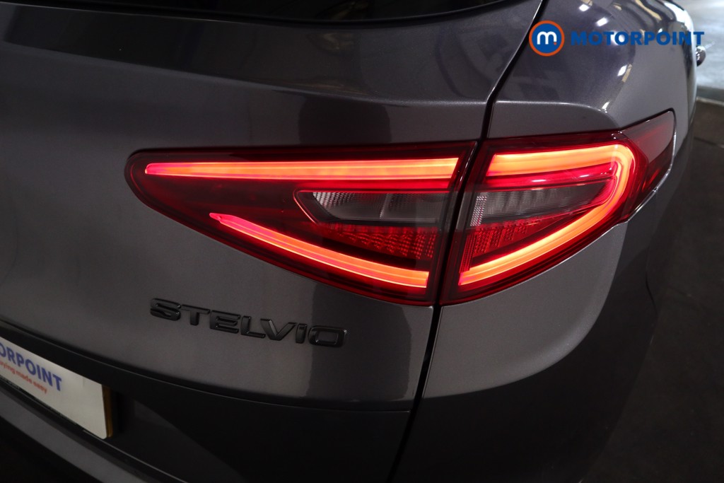 Alfa Romeo Stelvio Veloce Automatic Diesel SUV - Stock Number (1556963) - 22nd supplementary image