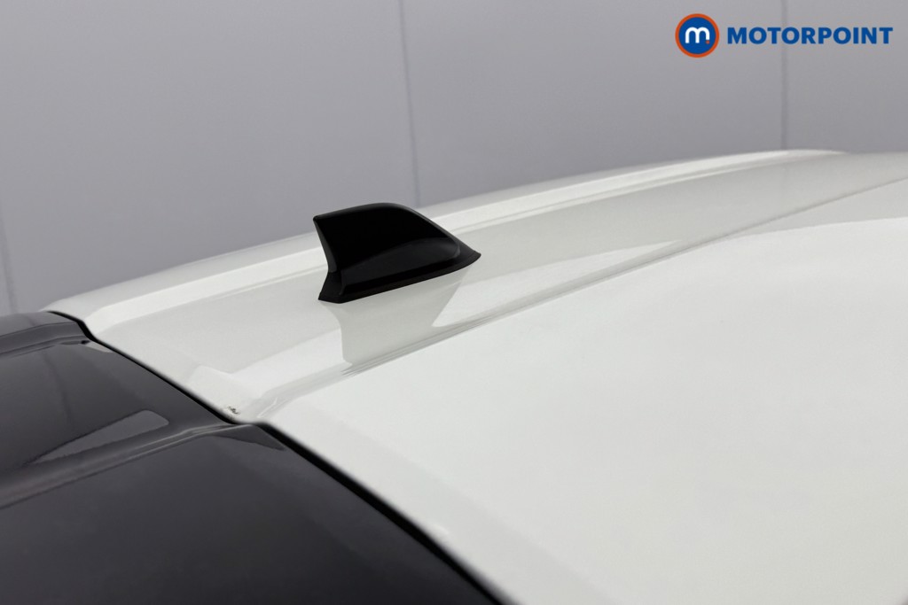 Nissan Juke N-Connecta Automatic Petrol SUV - Stock Number (1557347) - 19th supplementary image
