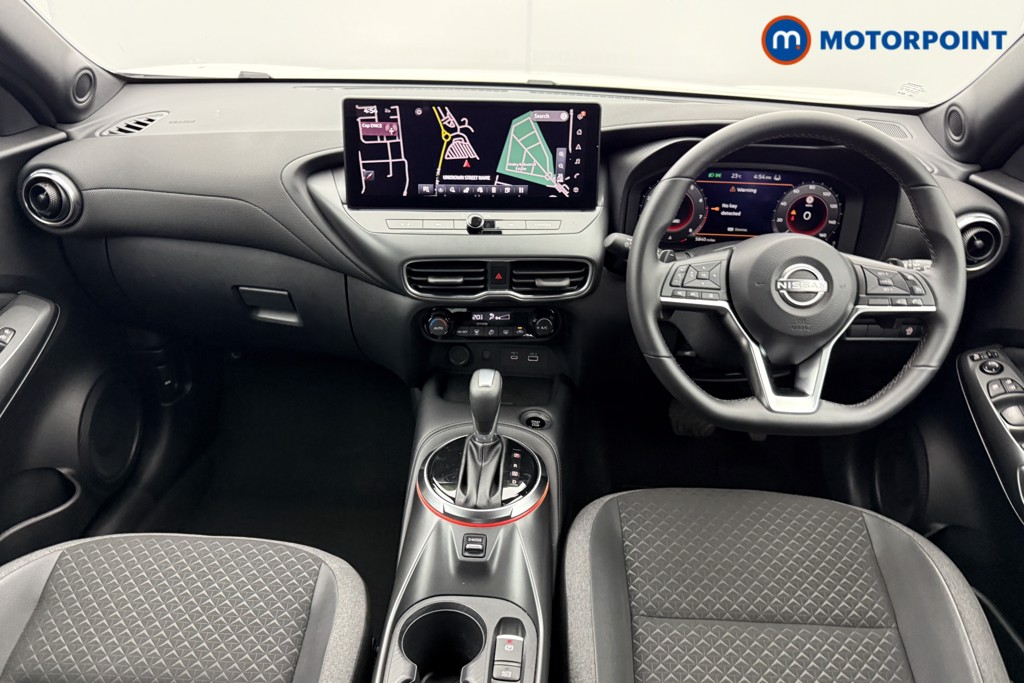 Nissan Juke N-Connecta Automatic Petrol SUV - Stock Number (1557347) - 1st supplementary image