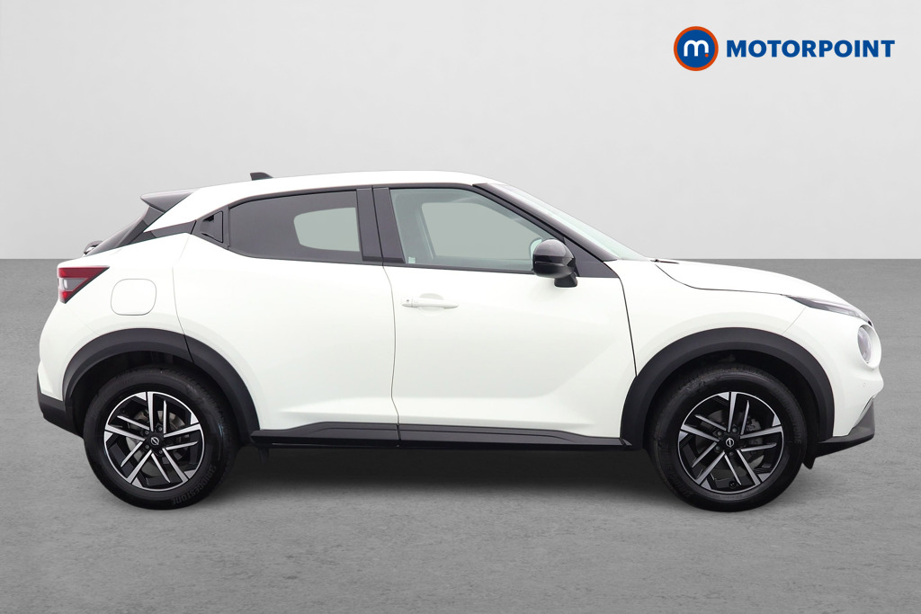 Nissan Juke N-Connecta Automatic Petrol SUV - Stock Number (1557347) - Drivers side