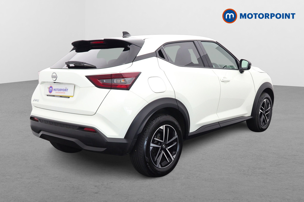 Nissan Juke N-Connecta Automatic Petrol SUV - Stock Number (1557347) - Drivers side rear corner
