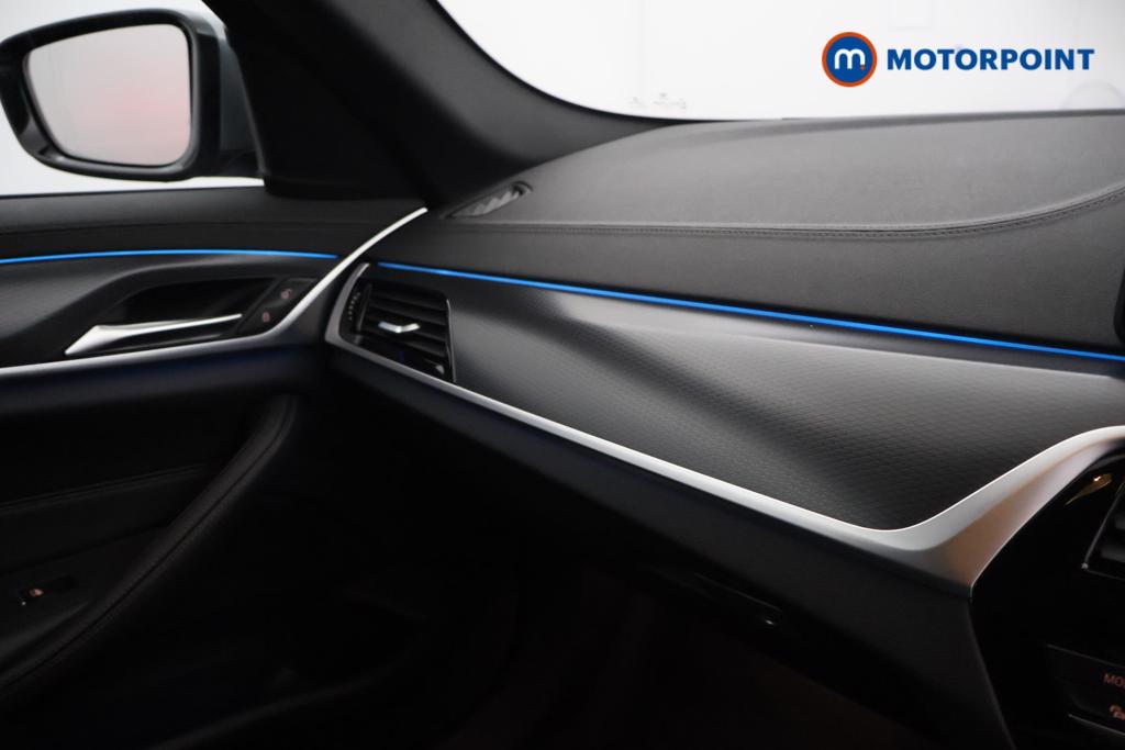 BMW 5 Series M Sport Automatic Petrol Plug-In Hybrid Estate - Stock Number (1557473) - 9th supplementary image