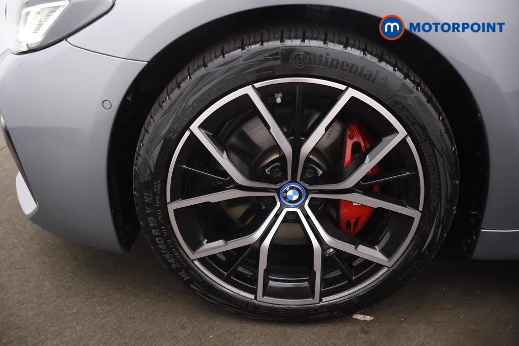BMW 5 Series M Sport Automatic Petrol Plug-In Hybrid Estate - Stock Number (1557473) - 15th supplementary image