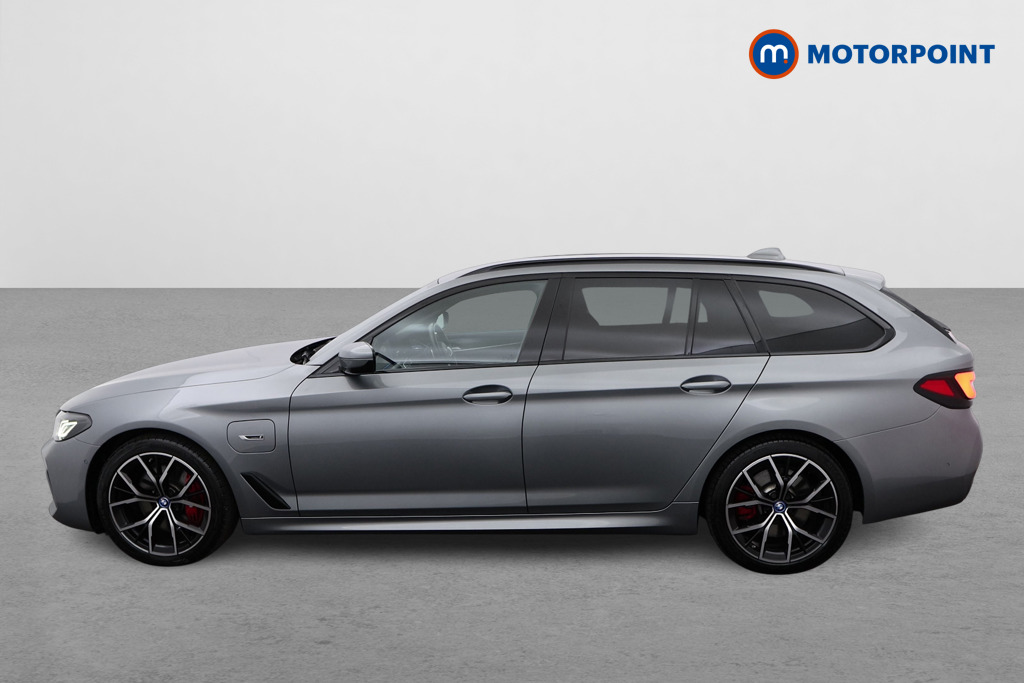 BMW 5 Series M Sport Automatic Petrol Plug-In Hybrid Estate - Stock Number (1557473) - Passenger side