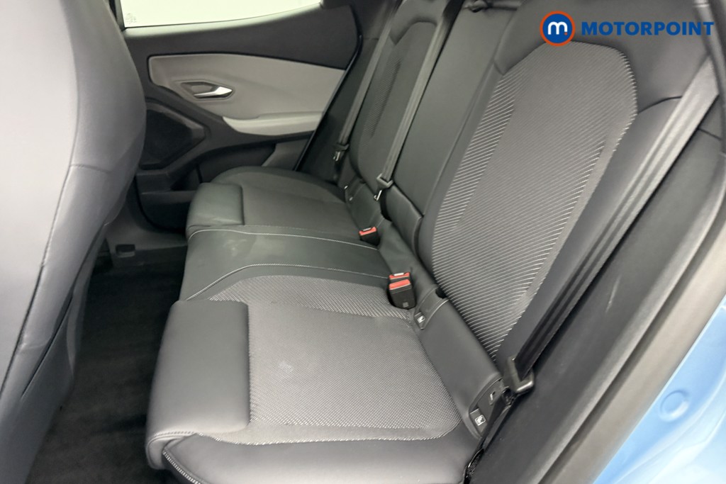 Ford Explorer Select Automatic Electric SUV - Stock Number (1557483) - 22nd supplementary image