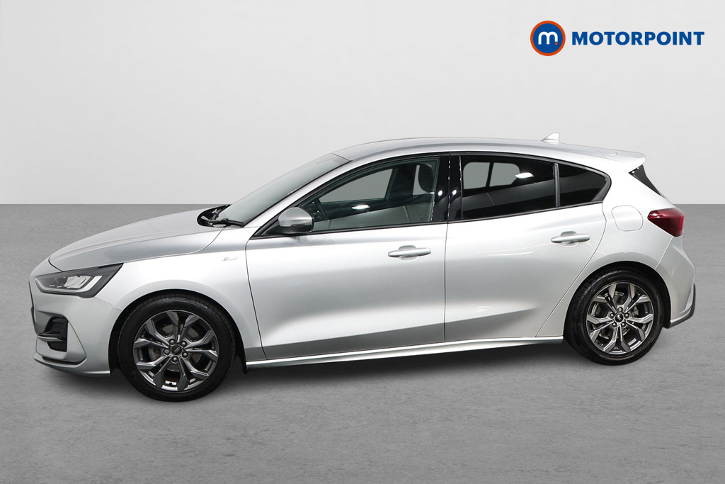 Ford Focus St-Line Automatic Diesel Hatchback - Stock Number (1557508) - Passenger side