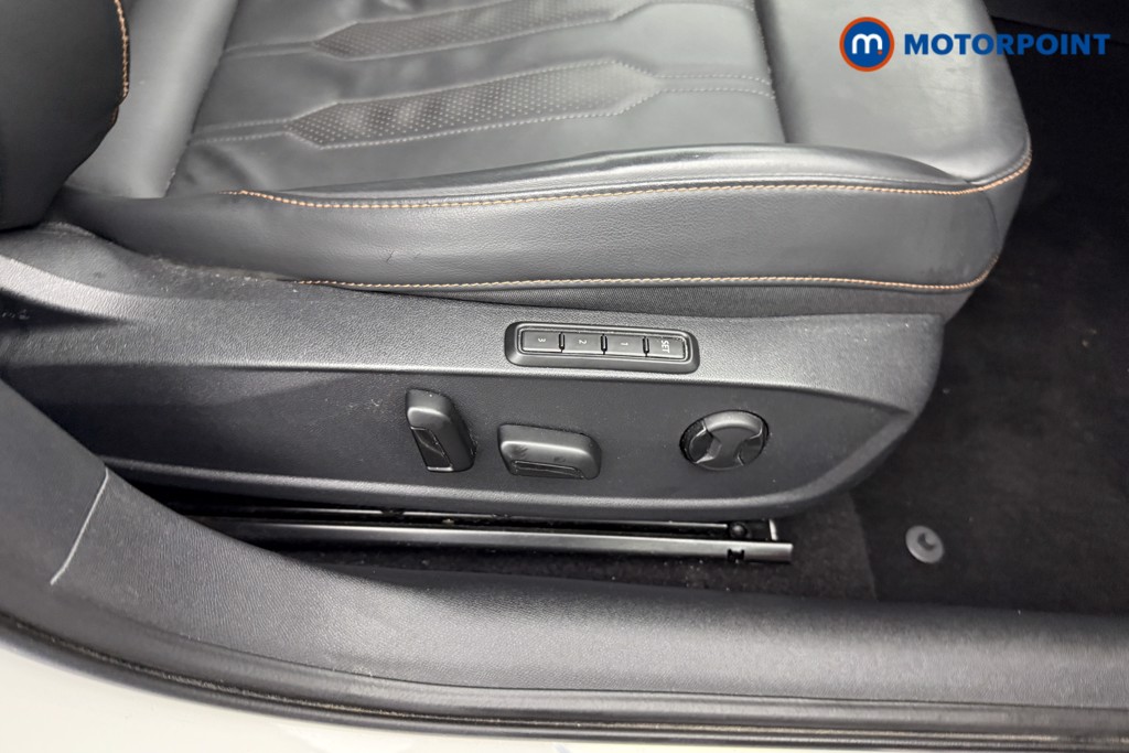 Cupra Formentor V2 Manual Petrol SUV - Stock Number (1557523) - 18th supplementary image