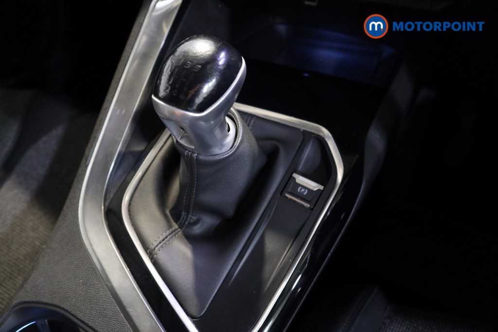 Peugeot 3008 Allure Manual Petrol SUV - Stock Number (1557526) - 8th supplementary image