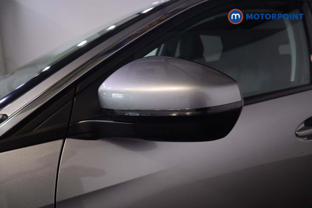 Peugeot 3008 Allure Manual Petrol SUV - Stock Number (1557526) - 21st supplementary image