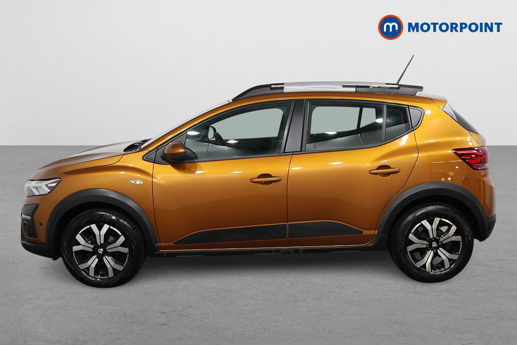 Dacia Sandero Stepway Prestige Manual Petrol Hatchback - Stock Number (1557545) - Passenger side
