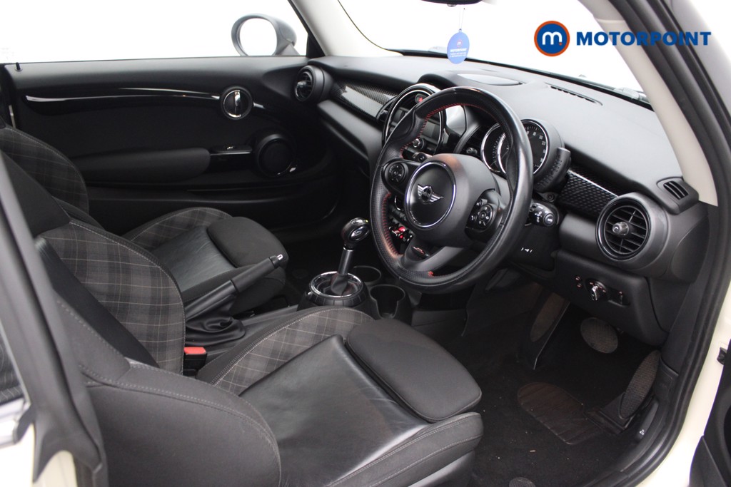 Mini Hatchback Cooper S Automatic Petrol Hatchback - Stock Number (1557558) - 3rd supplementary image