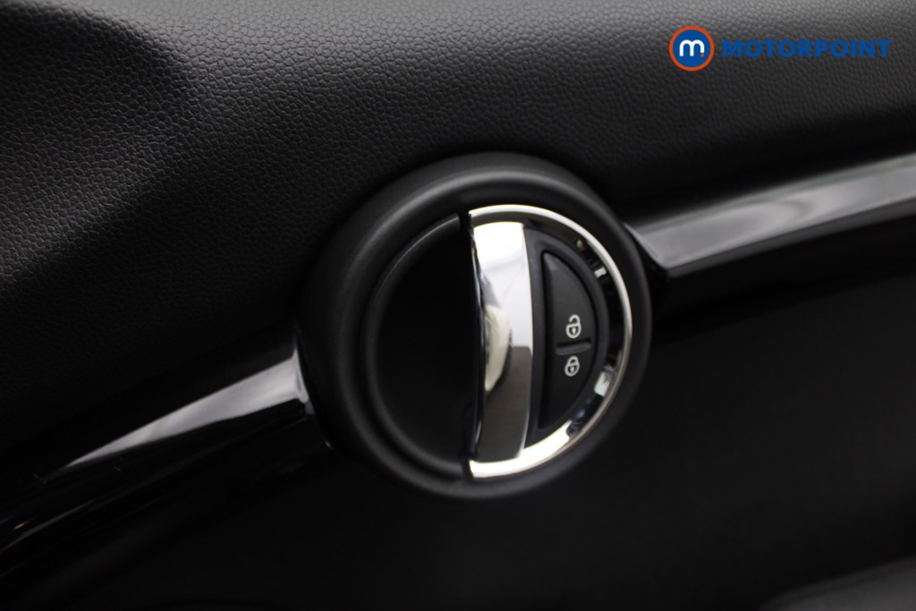 Mini Hatchback Cooper S Automatic Petrol Hatchback - Stock Number (1557558) - 12th supplementary image