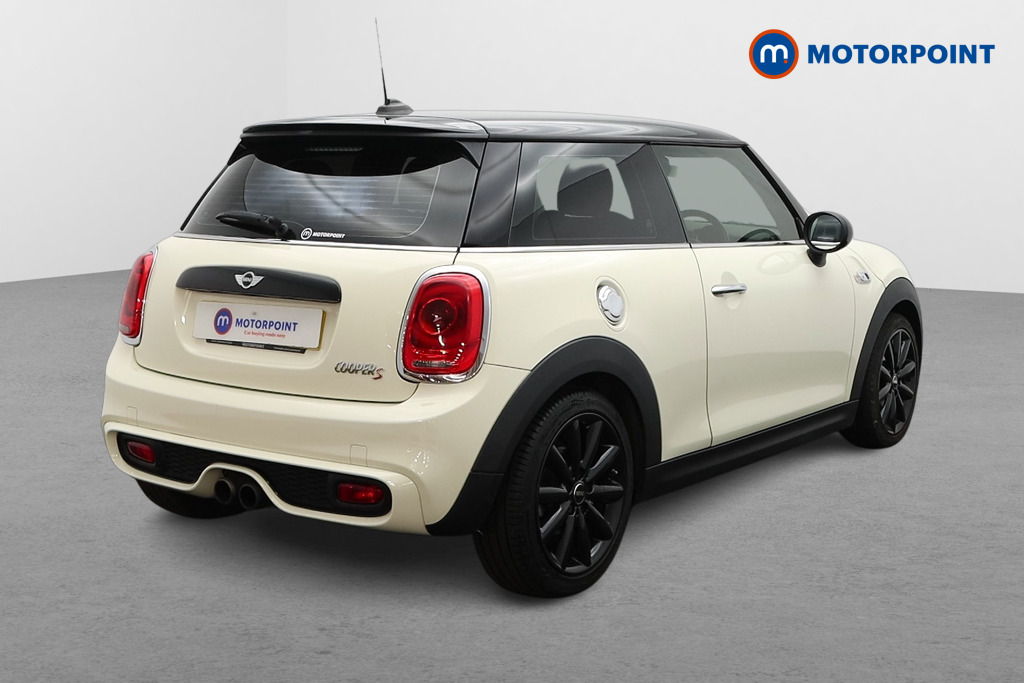 Mini Hatchback Cooper S Automatic Petrol Hatchback - Stock Number (1557558) - Drivers side rear corner