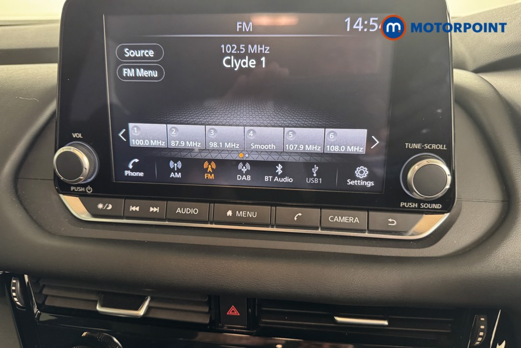 Nissan Qashqai Acenta Premium Automatic Petrol SUV - Stock Number (1557658) - 2nd supplementary image