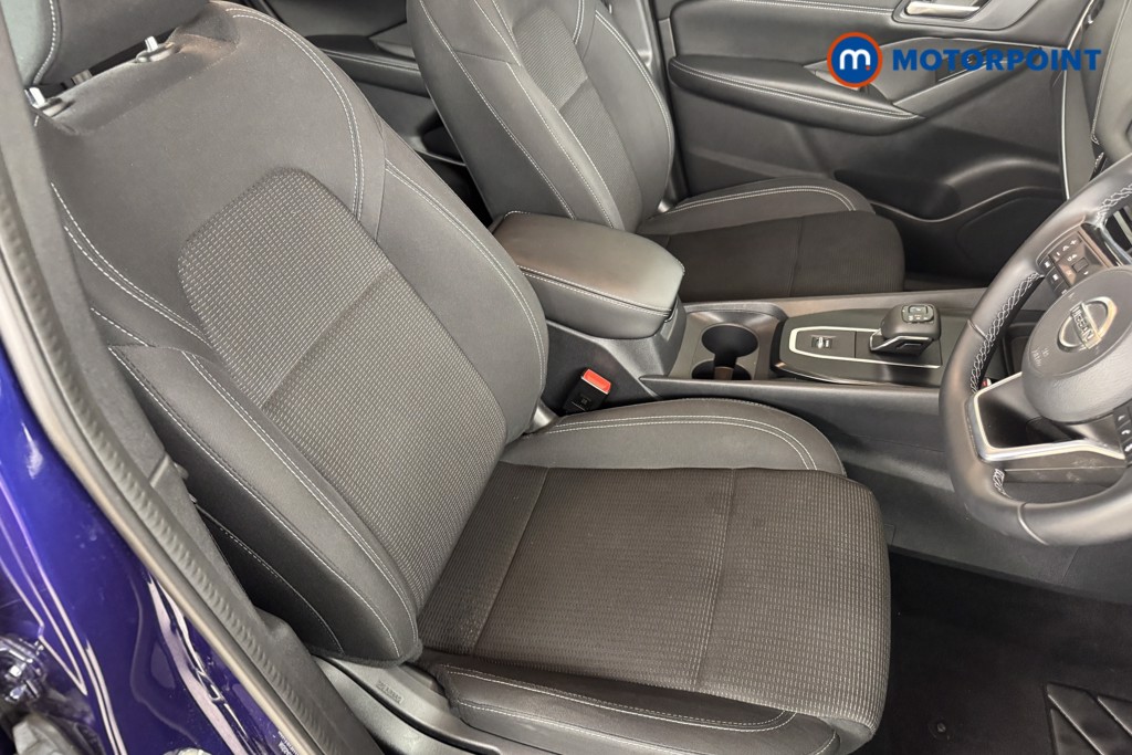 Nissan Qashqai Acenta Premium Automatic Petrol SUV - Stock Number (1557658) - 5th supplementary image