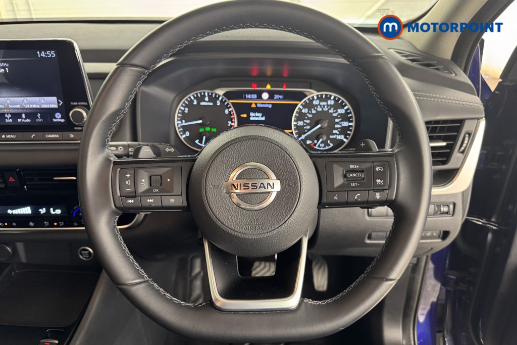 Nissan Qashqai Acenta Premium Automatic Petrol SUV - Stock Number (1557658) - 6th supplementary image