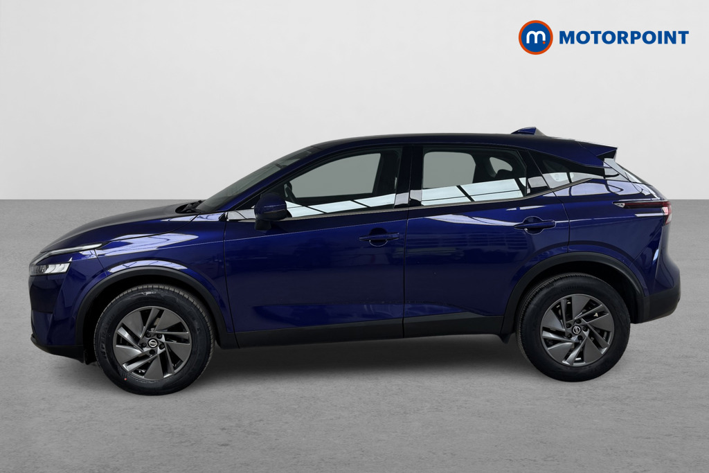 Nissan Qashqai Acenta Premium Automatic Petrol SUV - Stock Number (1557658) - Passenger side