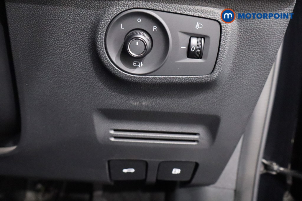 Mg Motor Uk ZS Exclusive Automatic Petrol SUV - Stock Number (1557717) - 17th supplementary image