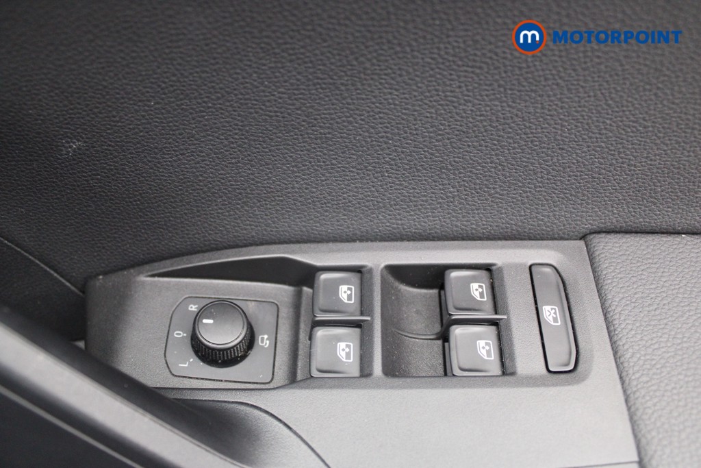 Seat Arona Xcellence Lux Automatic Petrol SUV - Stock Number (1557749) - 17th supplementary image