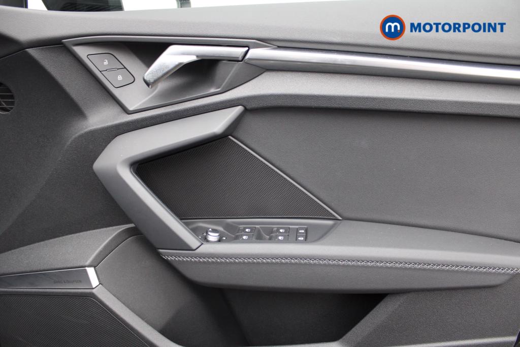 Audi A3 Black Edition Manual Petrol Hatchback - Stock Number (1558097) - 18th supplementary image