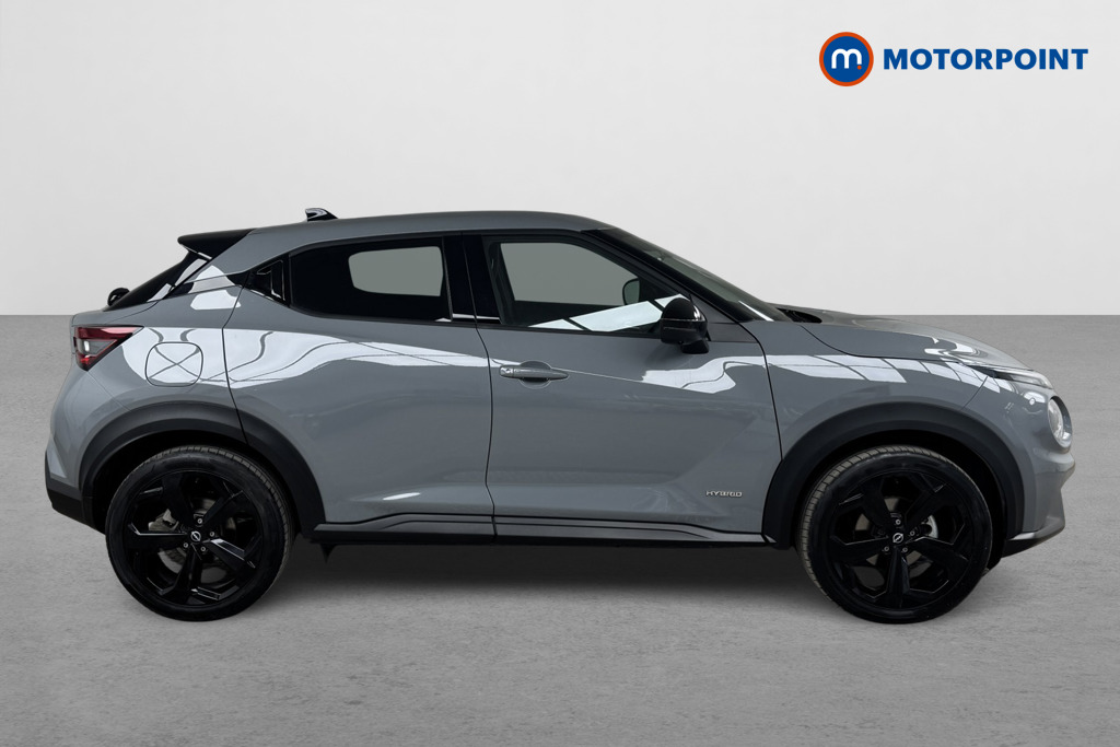 Nissan Juke Tekna Automatic Petrol-Electric Hybrid SUV - Stock Number (1558264) - Drivers side