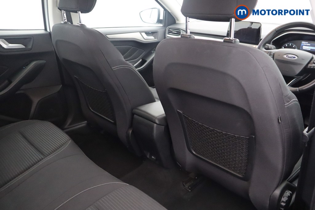 Ford Focus Titanium Manual Petrol Hatchback - Stock Number (1558411) - 17th supplementary image
