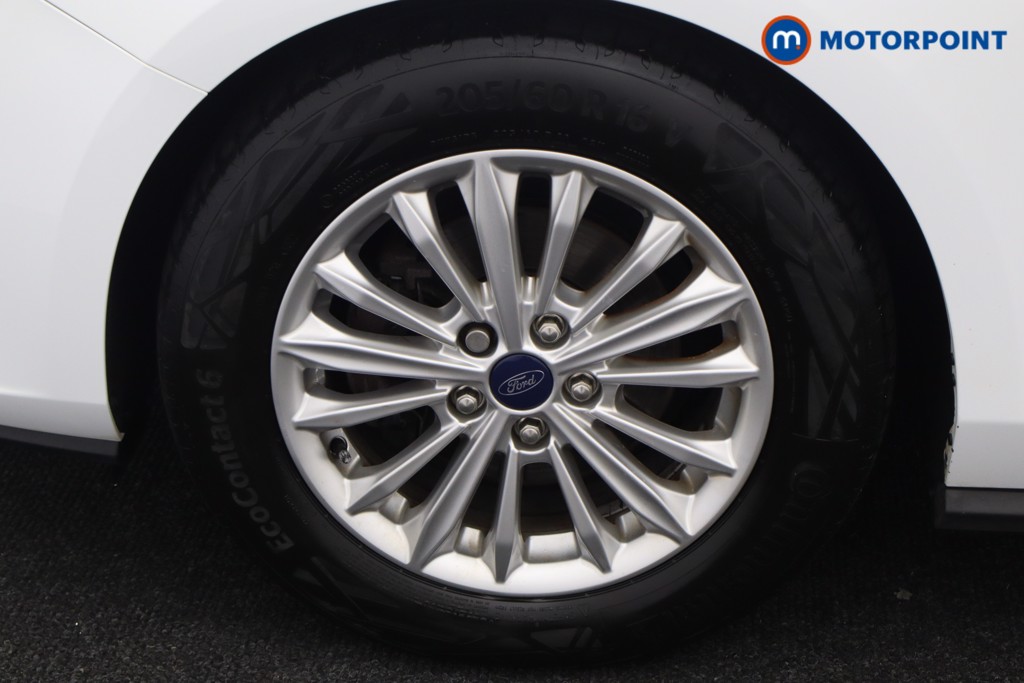 Ford Focus Titanium Manual Petrol Hatchback - Stock Number (1558411) - 22nd supplementary image